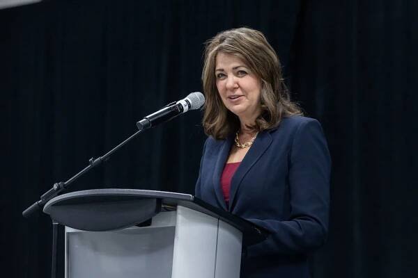 Is Danielle Smith a Traitor? What Her Breitbart Interview Reveals - What She Said