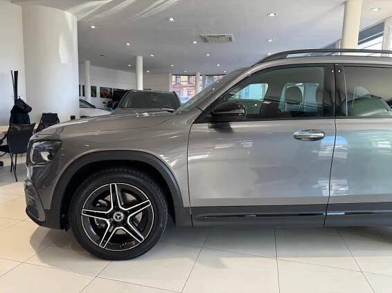 Mercedes-Benz GLB 200 d 4Matic/PREMIUM/ESP/AMG