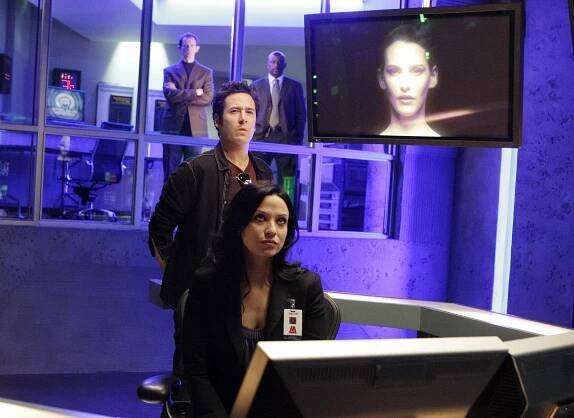 Vražedná čísla - První zákon - Z filmu - Rob Morrow, Navi Rawat
