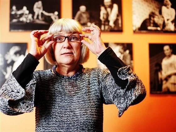Irena Fuchsová - nápovědka v pražském Činoherním klubu a autorka čtyřiadvaceti