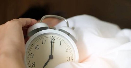 Vliv spánku na hubnutí a zdraví