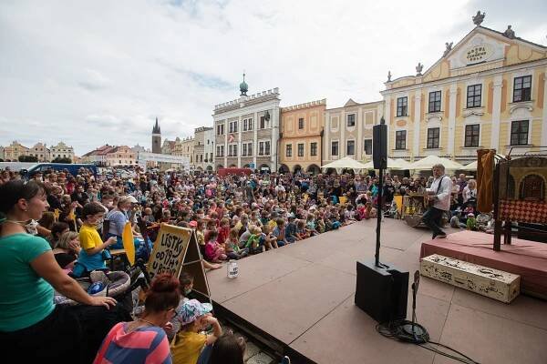 Prázdniny už nejsou jenom folkový. Zahrají J.A.R., Mňága i Billy Barman
