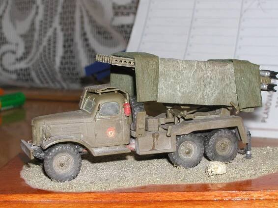 Kaťuša - ZIL 157 : Rozestavěno
