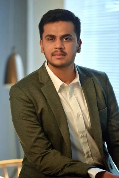 Best Portrait Photographer in Delhi - Krishna Angira Photography