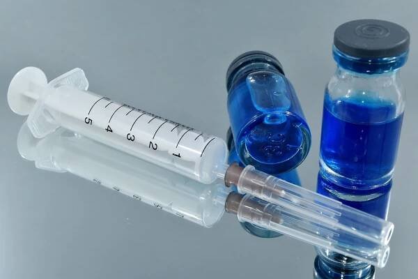 koronavirus, COVID-19, experiment, farmakologie, SARS-CoV-2, testování, očkování, zdravotní péče, lékařství, zdraví