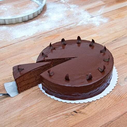 Sacher_kolacovekralovstvi_01