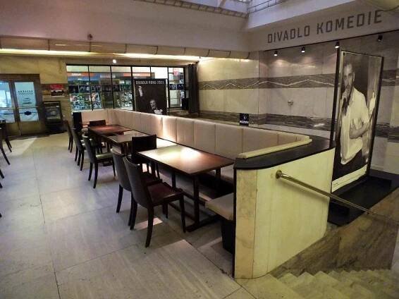 Kavárna Kafe komedie Praha | Apetee