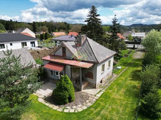 Svojkovice u Rokycan – prodej rod. domku s velkým pozemkem! - Reality Fastová