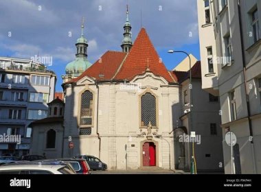 Kostel sv vojtecha -Fotos und -Bildmaterial in hoher Auflösung – Alamy
