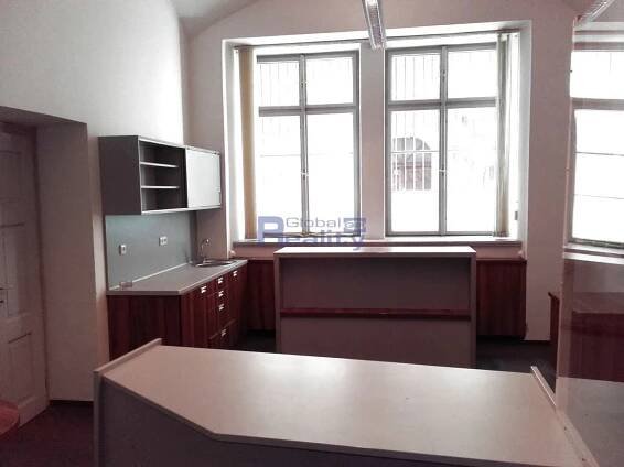 Pronájem kanceláře 17 m², Velké náměstí, Hradec Králové