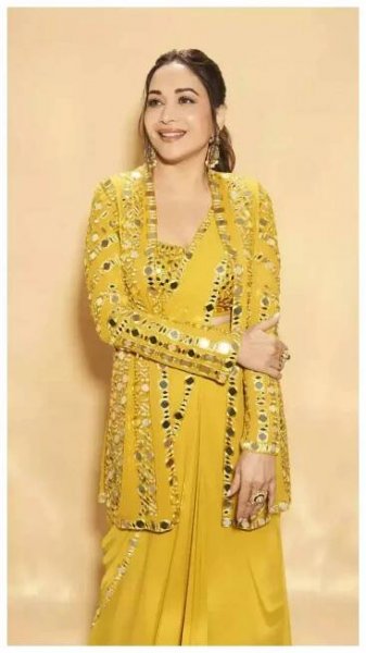 Madhuri Dixit Nene's gorgeous ethnic looks