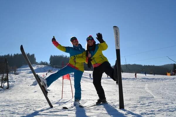 Dětský lyžařský závod Cross Slalom na závěr sezóny podpoří Verunku Fojtíkovou