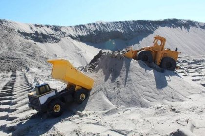 Sand delivery | Fairbanks, AK | F S & G Aggregate Inc 