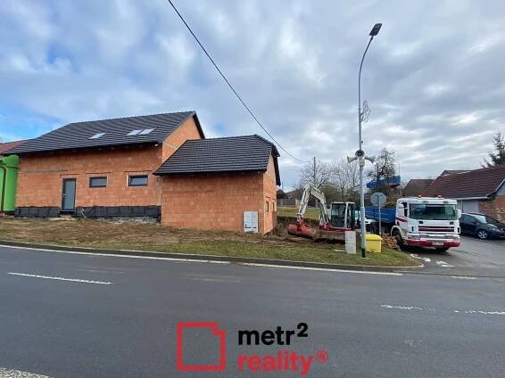 Prodej hrubé stavby zajímavého domu 5+kk / Kozlany u Vyškova, obrázek č. 2