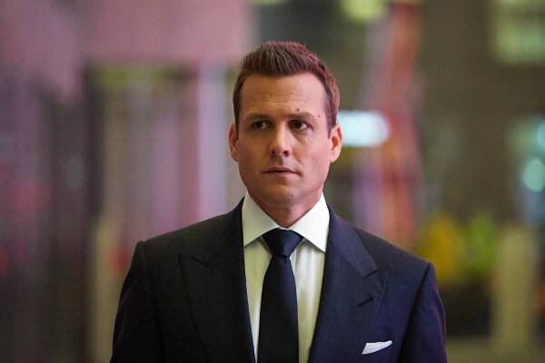 Kravaťáci - Podpásovky - Z filmu - Gabriel Macht
