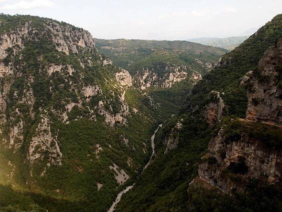 Cesta na Balkán - Řecko: kláštery Meteora a kaňon Vikos