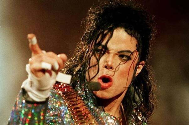 Michael Jackson promluvil ze záhrobí!