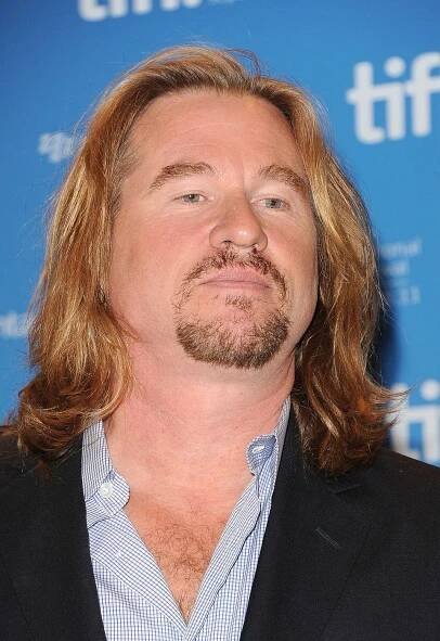 Cože? Tenhle buclatý soudek je dřívější hollywoodský fešák Val Kilmer