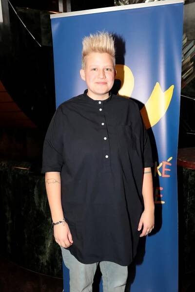 Ilustrátorka Eliška Podzimková: Po boji s rakovinou svatba s producentkou
