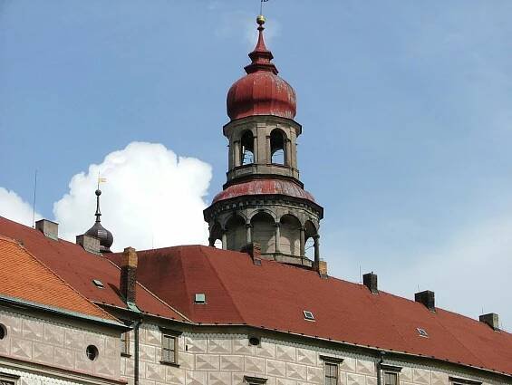 Zámek Náchod - otevírací doba, akce, ubytování, prohlídky, vstupné, foto, počasí