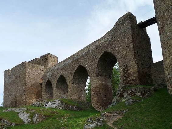 Soubor:Hrad Velhartice (16).jpg – Wikipedie