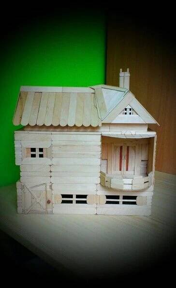 Vila špachtlová | Outdoor structures, Outdoor decor, Bird house