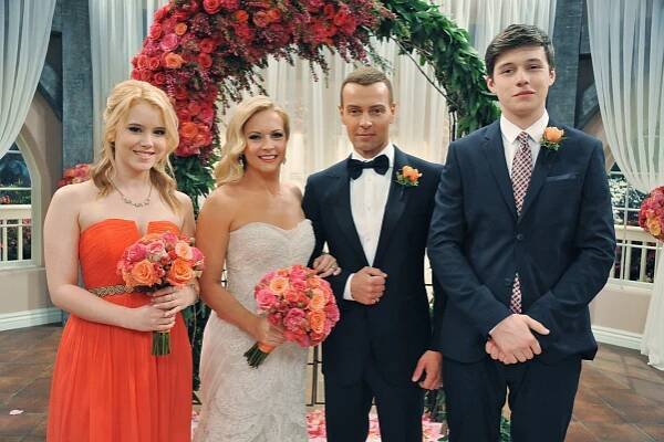 Melissa a Joey - Žádná tajemství - Promo - Taylor Spreitler, Melissa Joan Hart, Joey Lawrence, Nick Robinson