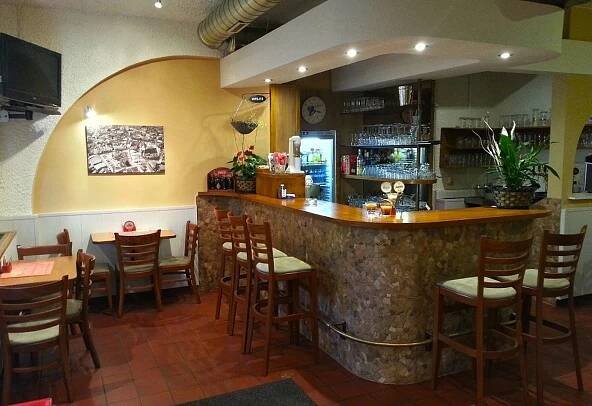 Kavárna Pizzerie Astra Uničov | Apetee