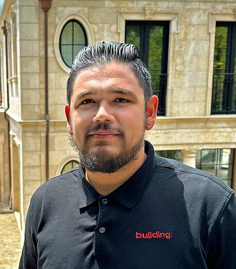 Miguel-Ruiz-Bio-Headshot
