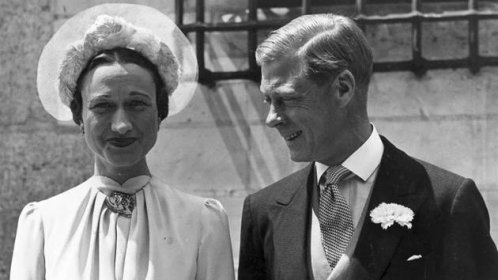 Wallis Simpsonová s manželem Edwardem, který se kvůli jejich sňatku vzdal královské koruny.