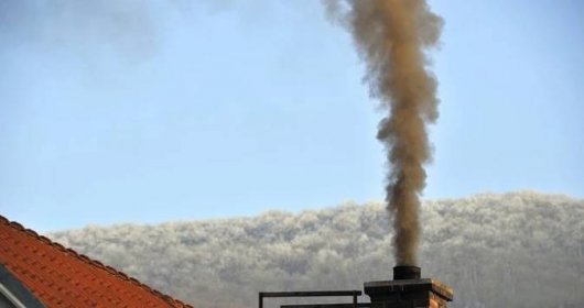 Smog na severní Moravě ustupuje: Fabriky mohou rozjet výrobu zase na plný výkon
