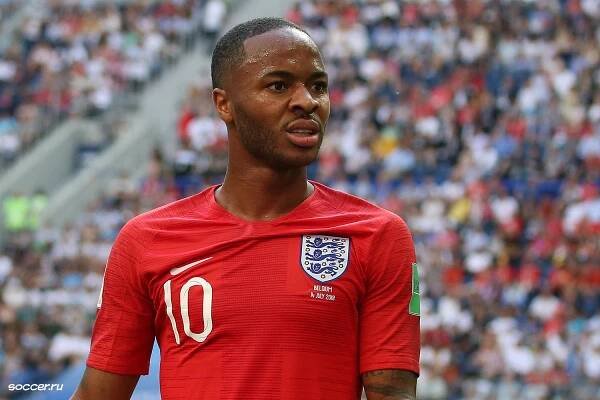 Soubor:Raheem Sterling 2018-07-14.jpg