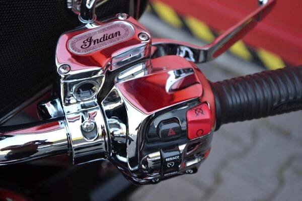 Indian Roadmaster Classic Black