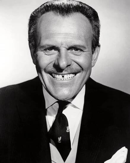 File:Terry-Thomas, 1961.jpg - Wikimedia Commons