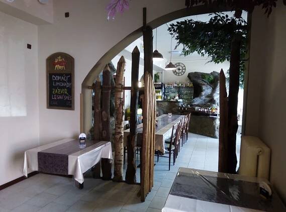 RESTAURACE A HOTEL JORDÁNEK - Vávra interiéry