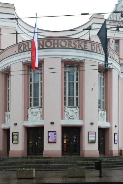 2 roky od smrti Kubery: Dcera i politici vzpomínají, Němcová zmínila teror Zemana a Číny