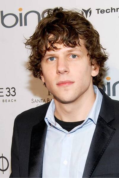 jesse eisenberg religion hobbies