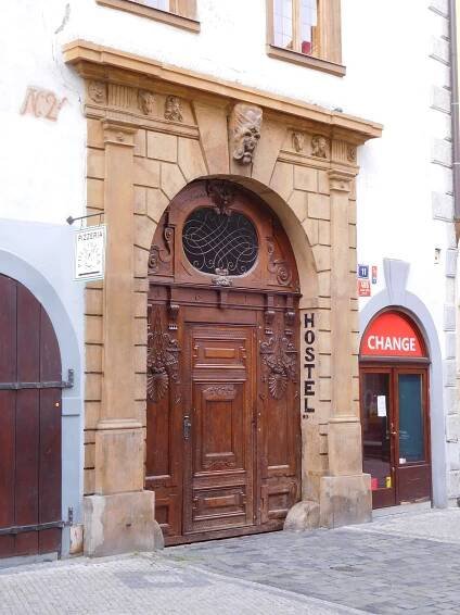 Soubor:Praha Stare Mesto Melantrichova 11 Hostel HOMEr.jpg – Wikipedie