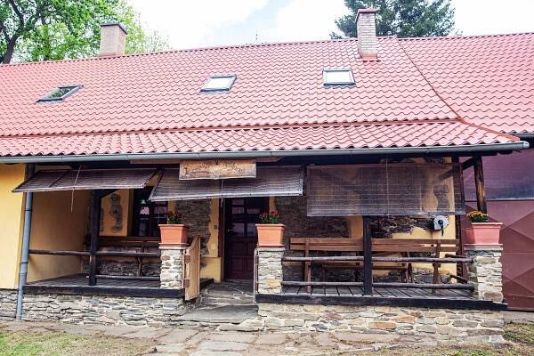 Rezervováno - Zemědělská usedlost - ranč 1841m2, pozemky 124 645m2, Libětice, Šumava | Reality.iDNES.cz 