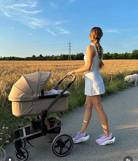 Tragédie krásné finalistky Miss ČR: Po porodu jí praskl silikon a čeká jí čtvrtá operace!