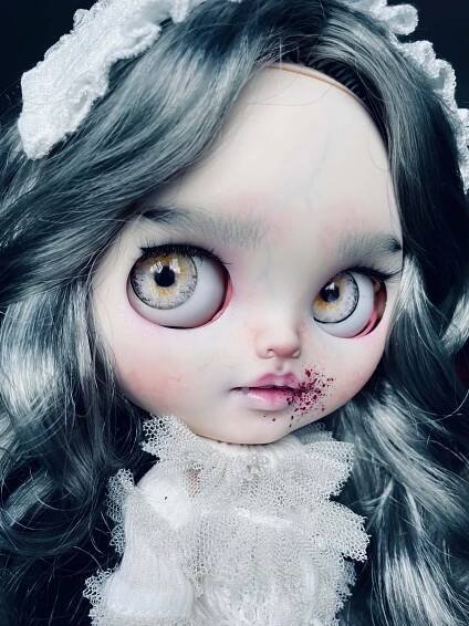 Doll "Vampire Eleonore" - Image 22