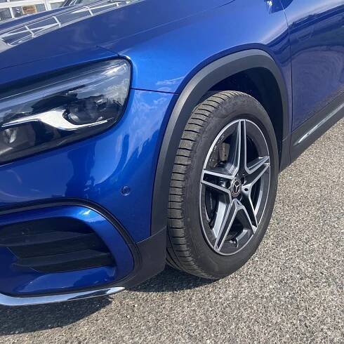 Mercedes-Benz GLB 200d 4MATIC