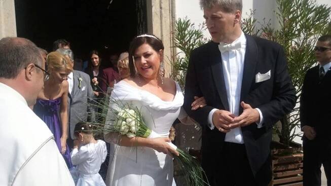 Ilona Csáková se vdala, svatba měla kvůli šatům zpoždění!
