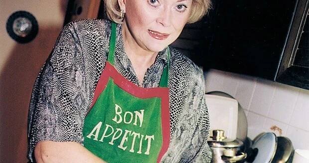Zemřela herečka Sylvie Turbová.