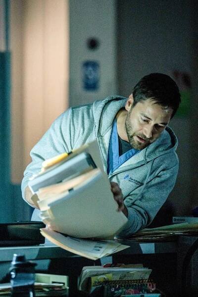 Nemocnice New Amsterdam - Svatyně (S01E17) (2019)