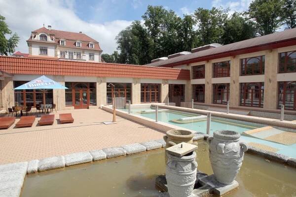 Foto: Liberecká výšina jde do dražby za 11 milionů. Rekonstrukce přitom stála pětkrát víc