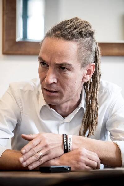 Obliba ANO klesá, volby by ale vyhrálo. Piráti jsou druzí, ODS třetí