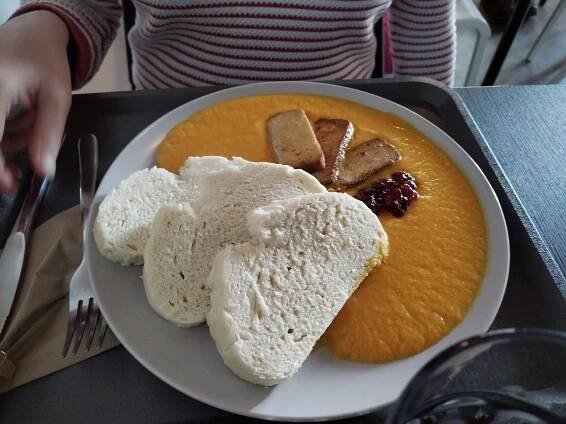 Zlíňaci testují – Bistro269 – Vystrkov – humpolak.cz