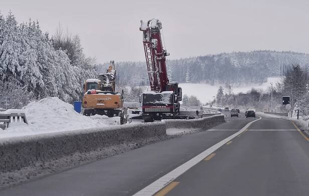 Kolaps na D1 přece jen projednají? Doufali jsme, že sníh nepřijde, omlouvá se Ťok
