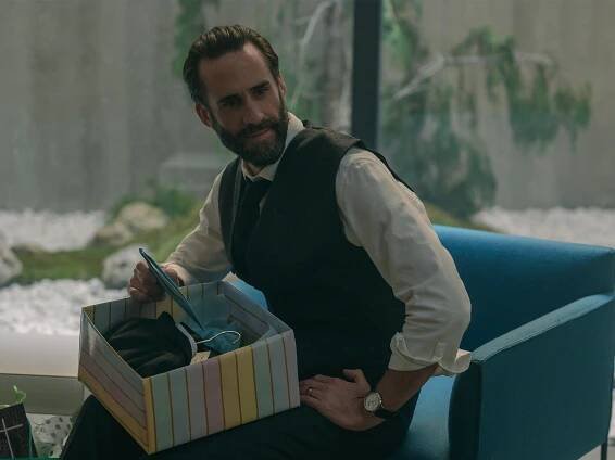 ‘The Handmaid’s Tale’: Joseph Fiennes on Commander Fred Waterford’s Fate